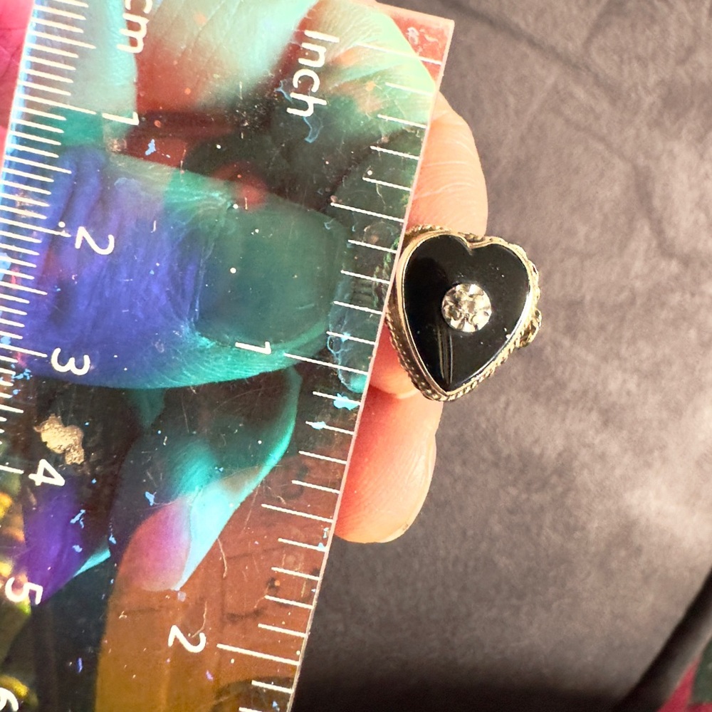 14k Onyx Heart & Diamond accent Ring - Picture 8 of 10